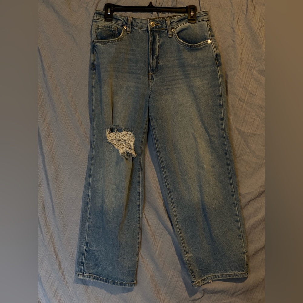 forever 21 distressed mom jeans 27 inch